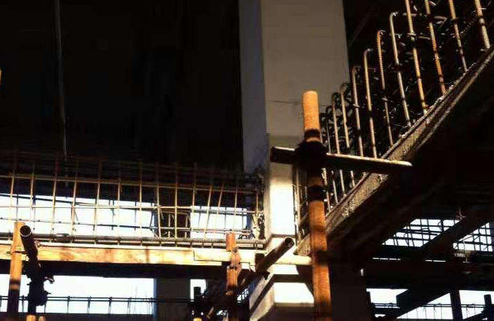 泰州一厂房梁柱截面加大施工